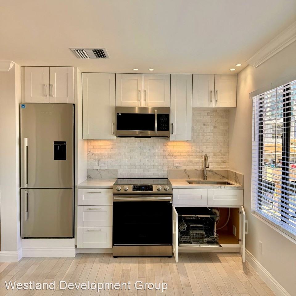 1540 Brockton Avenue - Photo 2 of 10