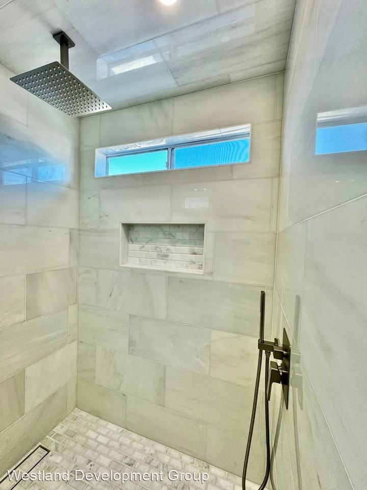 1540 Brockton Avenue - Photo 3 of 10