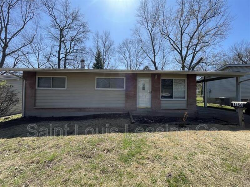 1960 Parker Rd - Photo 2 of 37