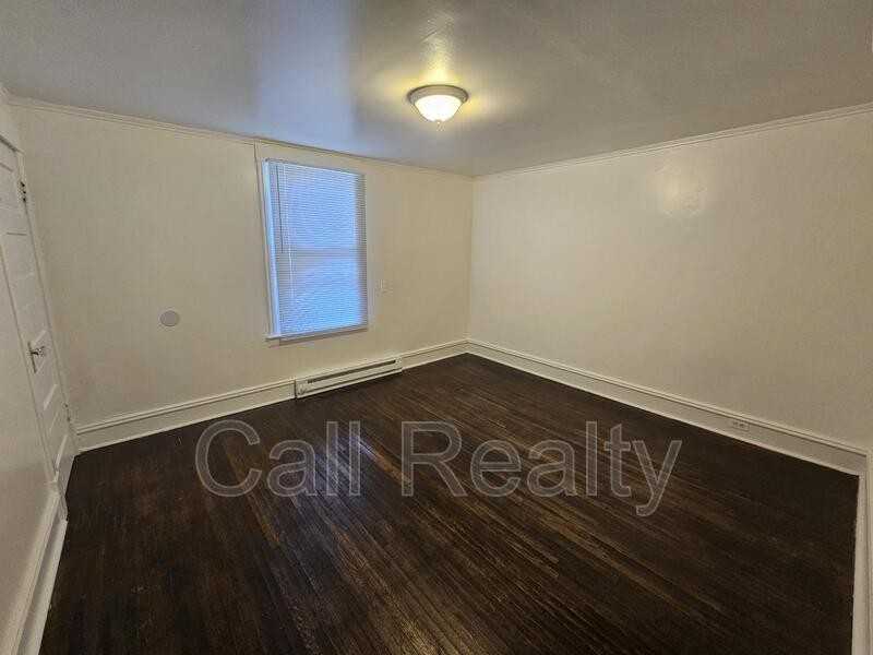 2301 W Dean Ave - Photo 7 of 16