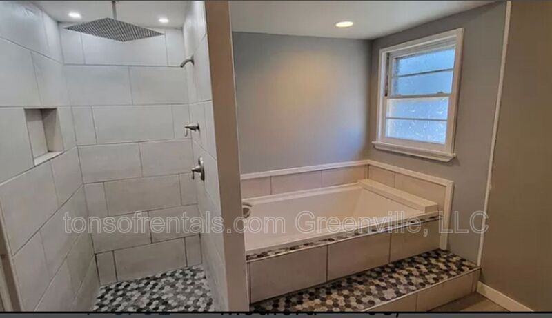 2081 Hayne St - Photo 3 of 12