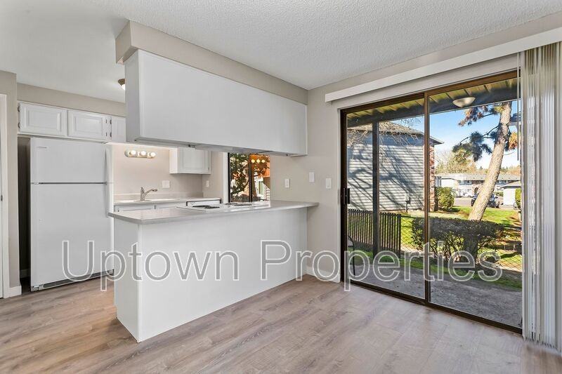 5660 Sw 180th Ave #6 - Photo 2 of 26