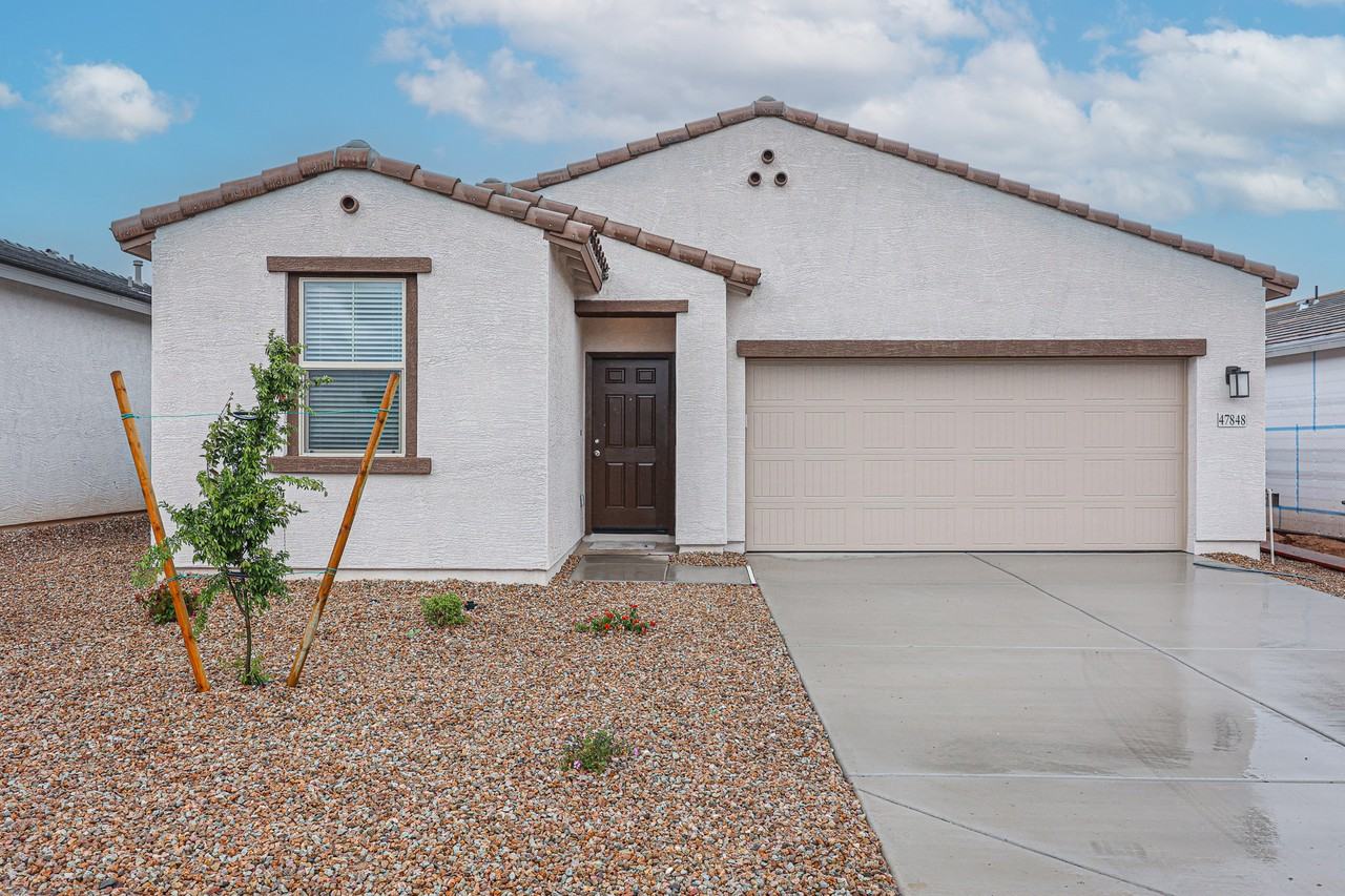 47848 W Mellen Ln - Photo 2 of 35