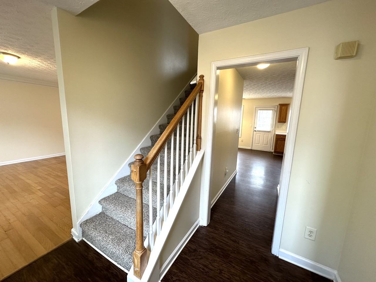 9036 Ashton Rd - Photo 3 of 25