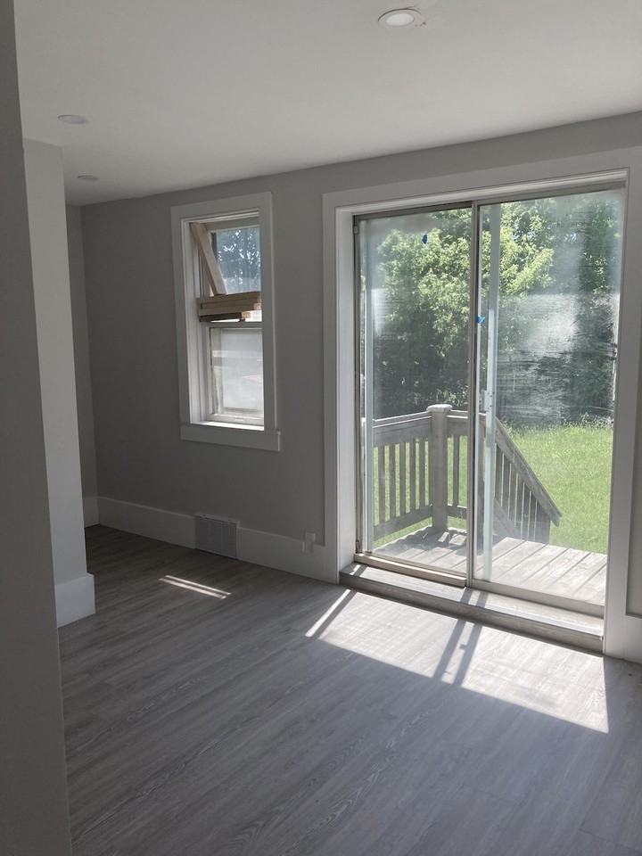 681 Partington Ave - Photo 7 of 40