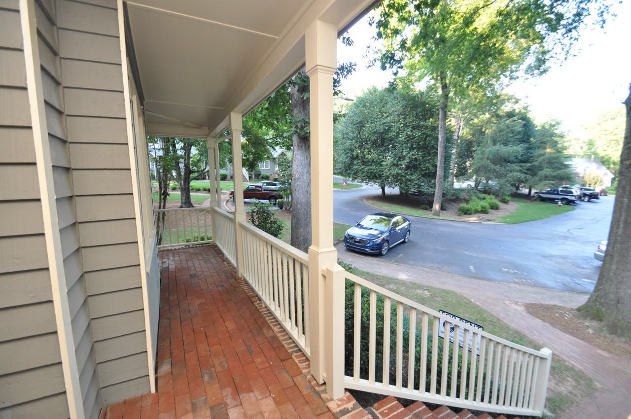 112 Loch Bend Ln - Photo 2 of 36