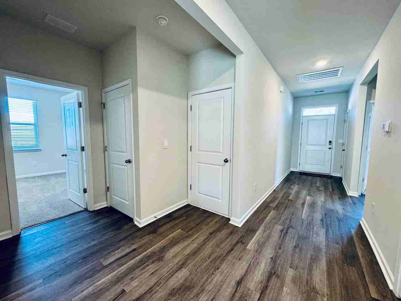 627 Choctaw Dr - Photo 3 of 22