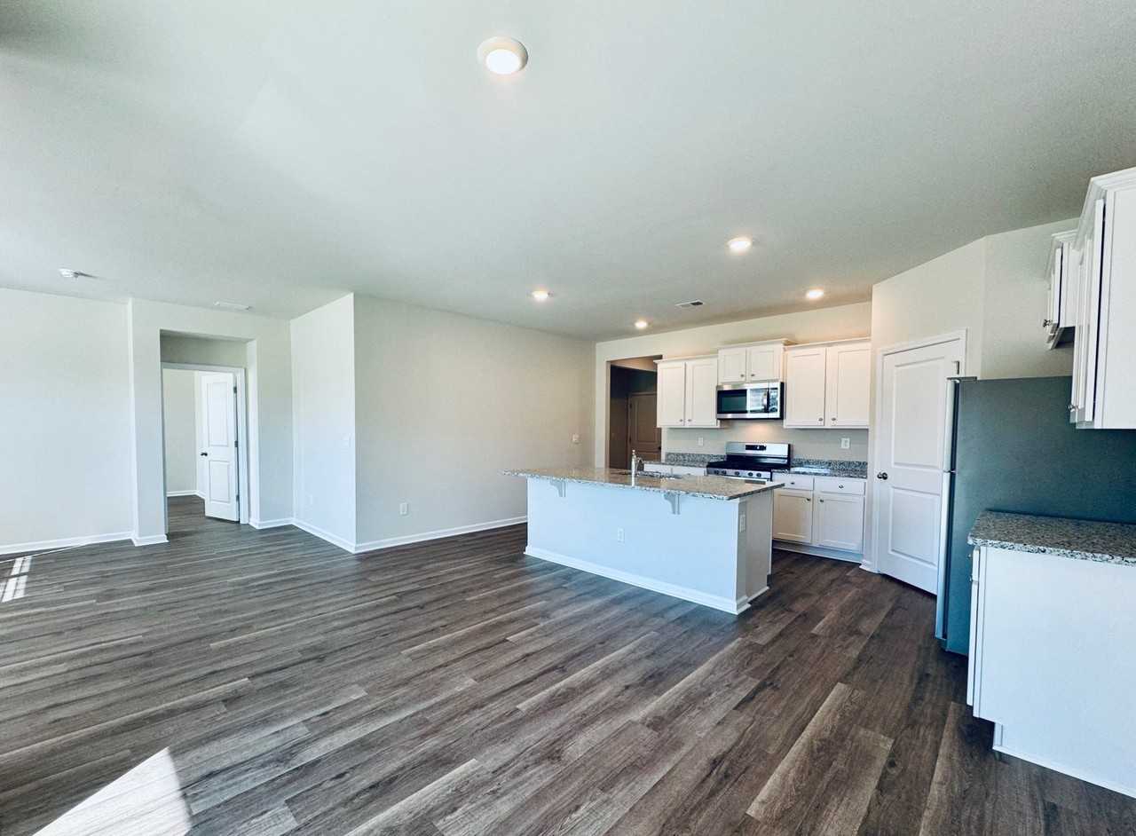 627 Choctaw Dr - Photo 5 of 22