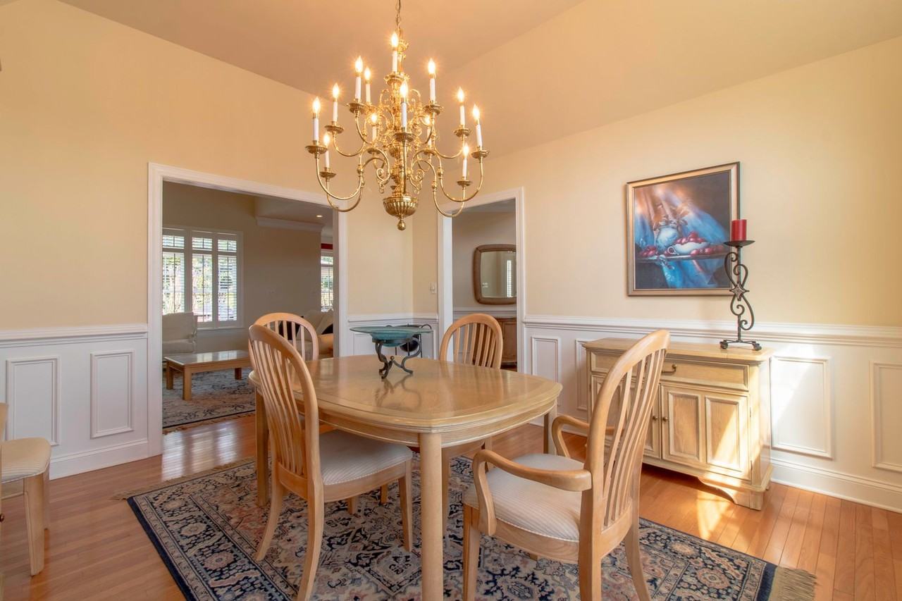 10 Wellington Pl - Photo 3 of 39