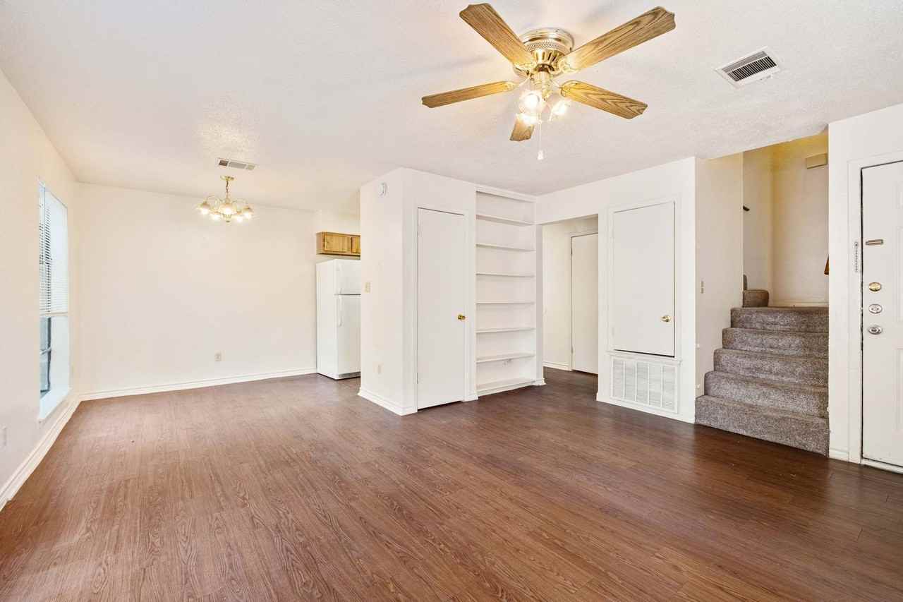 115 S Frio St #I - Photo 4 of 37