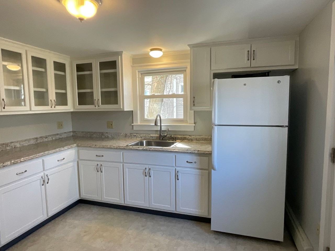 20 Grove Street - Photo 3 of 22