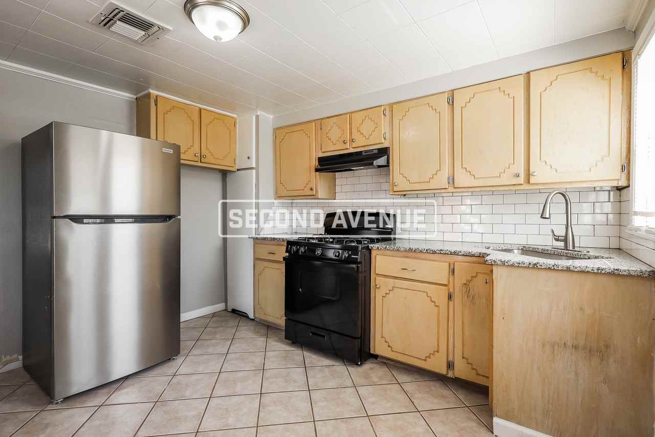 3100 Southwest 45th Street - Photo 4 of 20