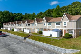 Stone Brooke Apartments Homes - Photo 1 of 1