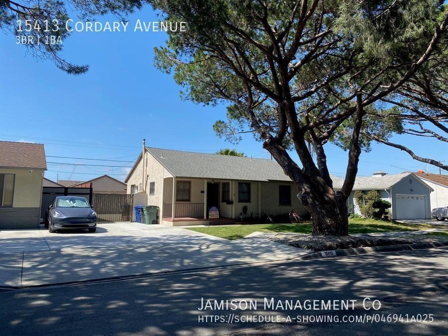 15413 Cordary Ave - Photo 2 of 27