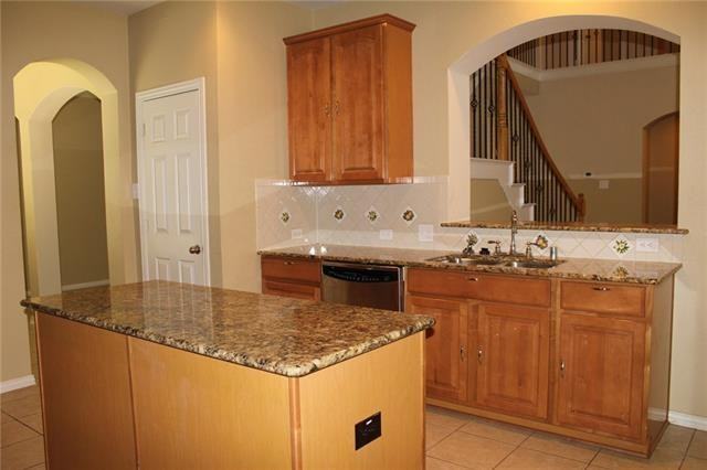 213 Fox Hollow Blvd - Photo 3 of 16