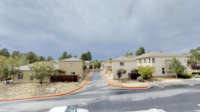 1415 E Payton Way - Photo 4 of 19