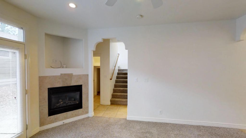 1415 E Payton Way - Photo 7 of 19