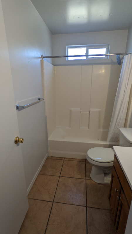 2042 E Alfred Ave - Photo 3 of 13