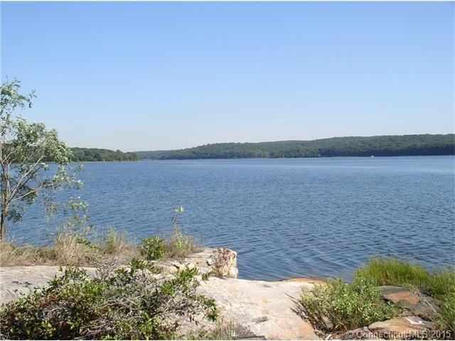 337 Kitemaug Rd - Photo 2 of 10