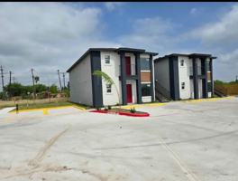 featured image of 2970 North Central Avenue #1B