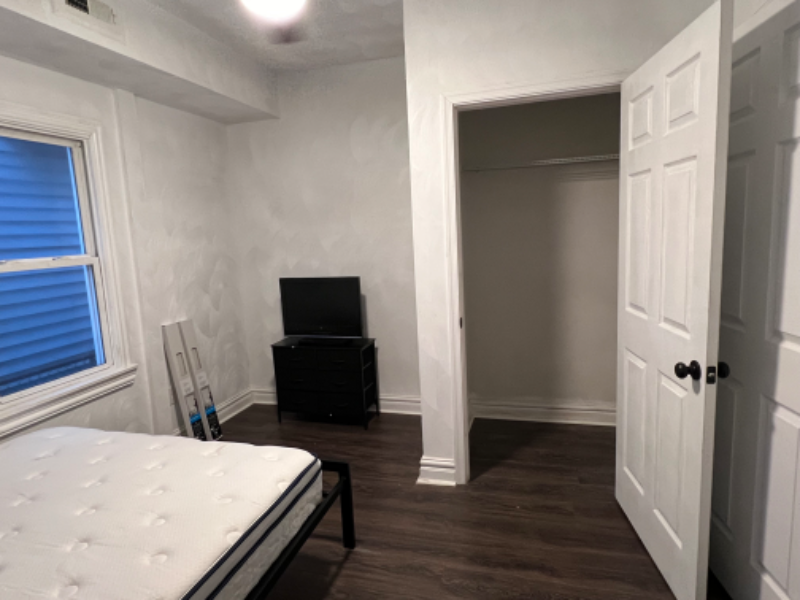 2006 Elm Avenue - Photo 2 of 5