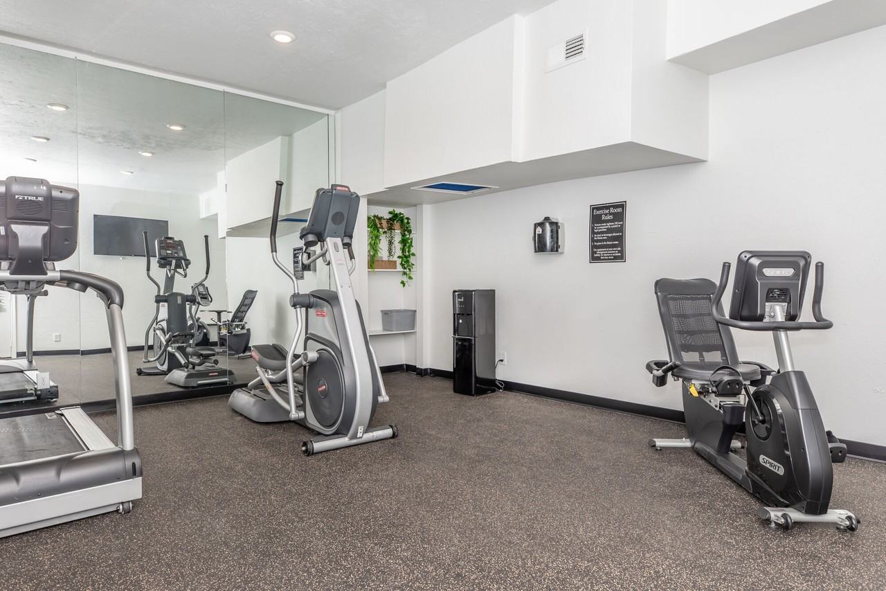 Casa Hills at Wolf Creek - Photo 2 of 11