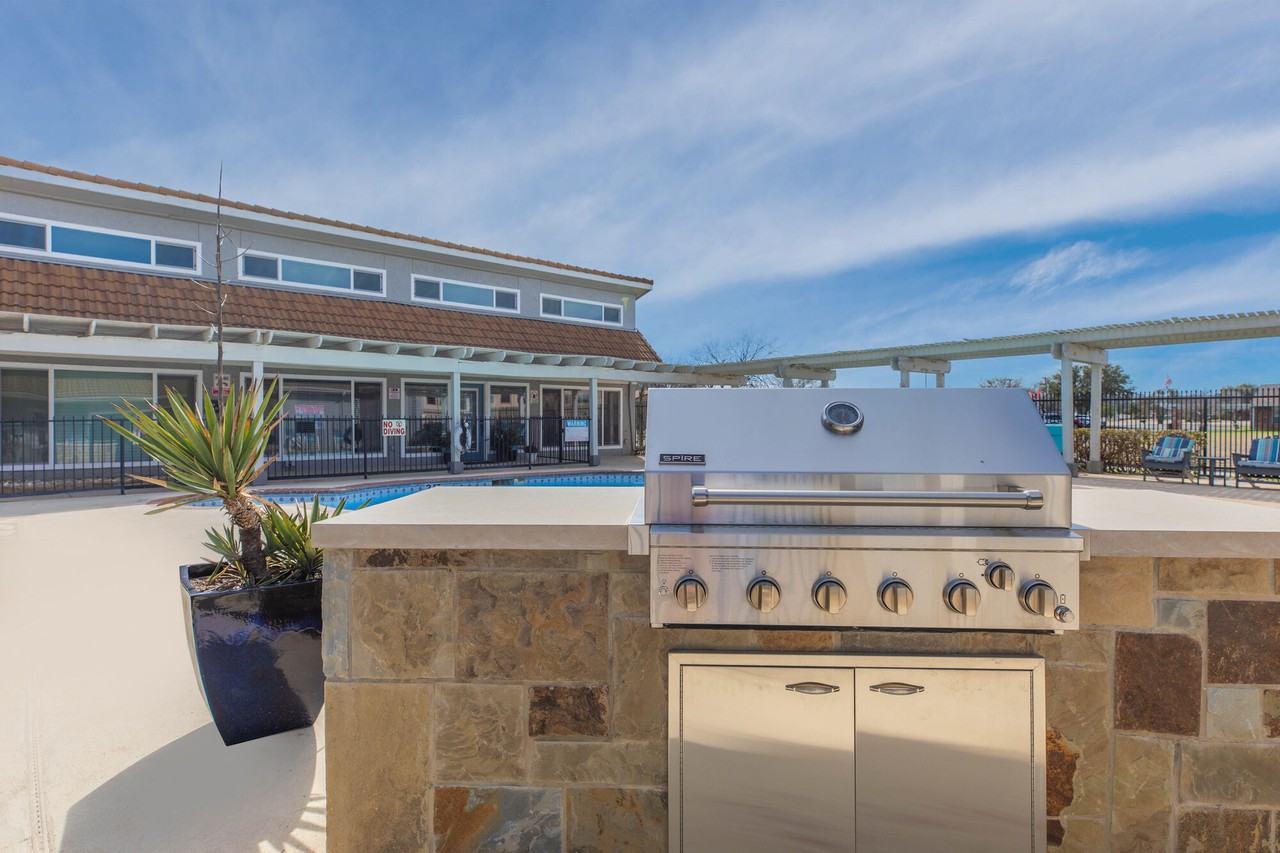 Villas at the Parks - Photo 6 of 17