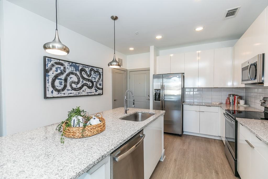 Edge on the Beltline Apartments - Photo 5 of 29