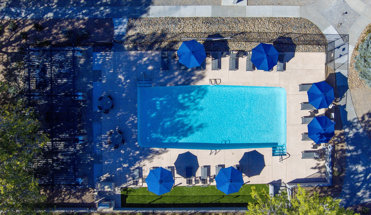 Montecito - Photo 4 of 9