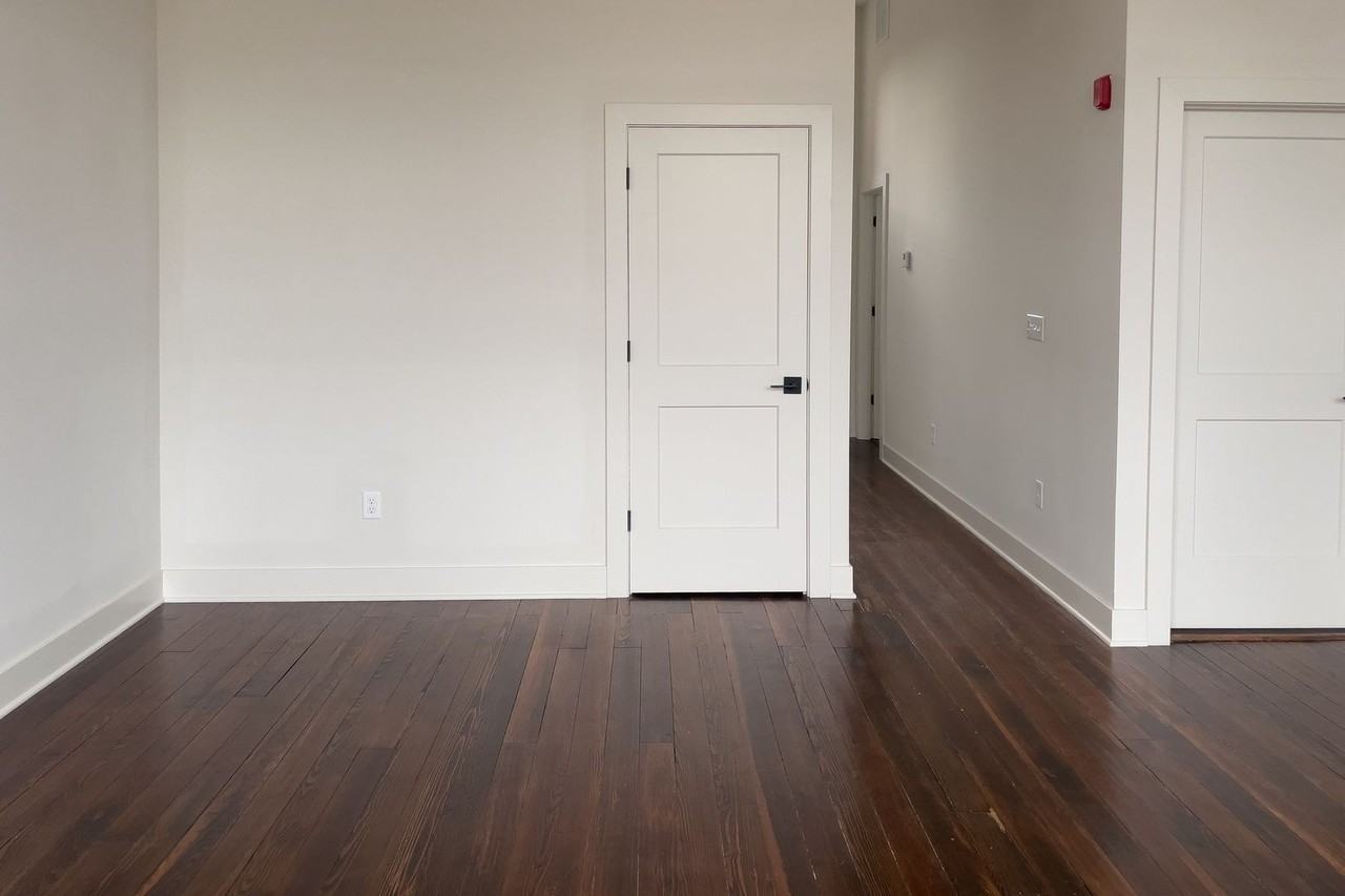 512 Berry St #101 - Photo 5 of 6