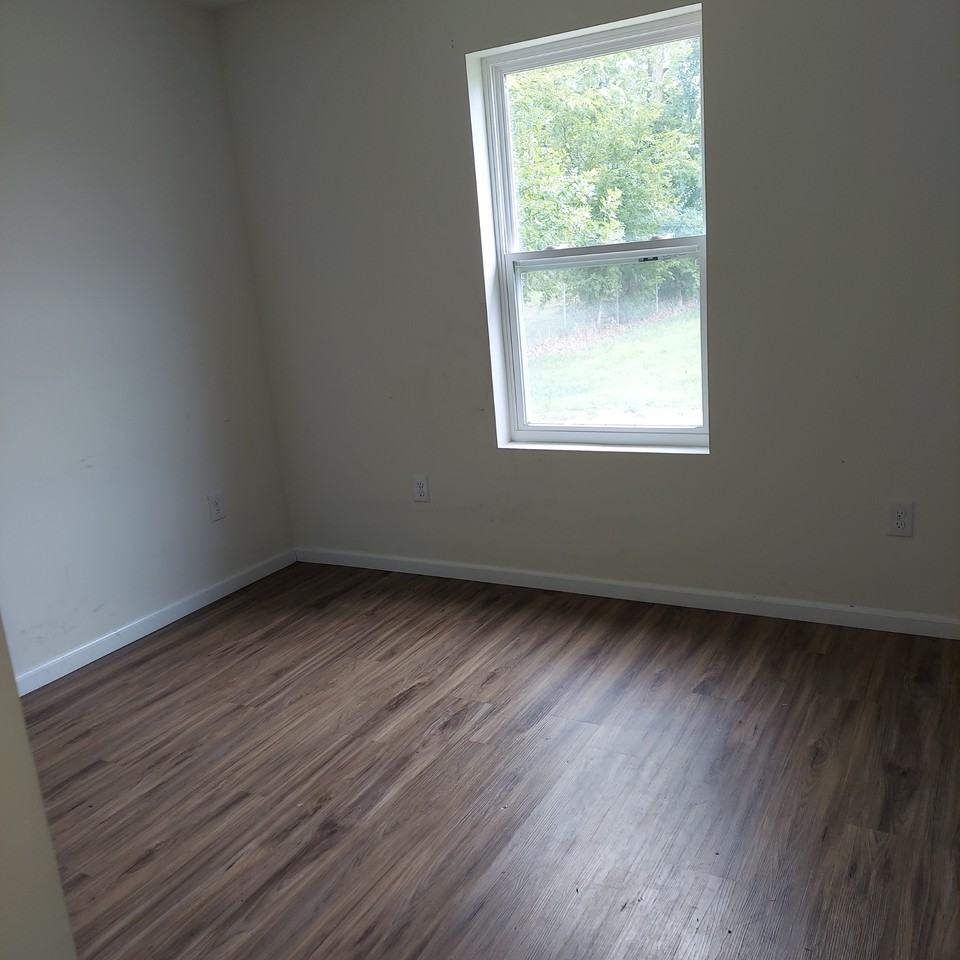 4404 Franklin Rd #NA - Photo 2 of 7