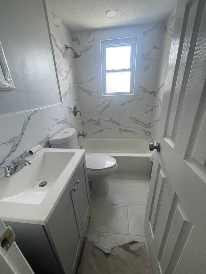 22947 129th Ave #2 - Photo 3 of 4