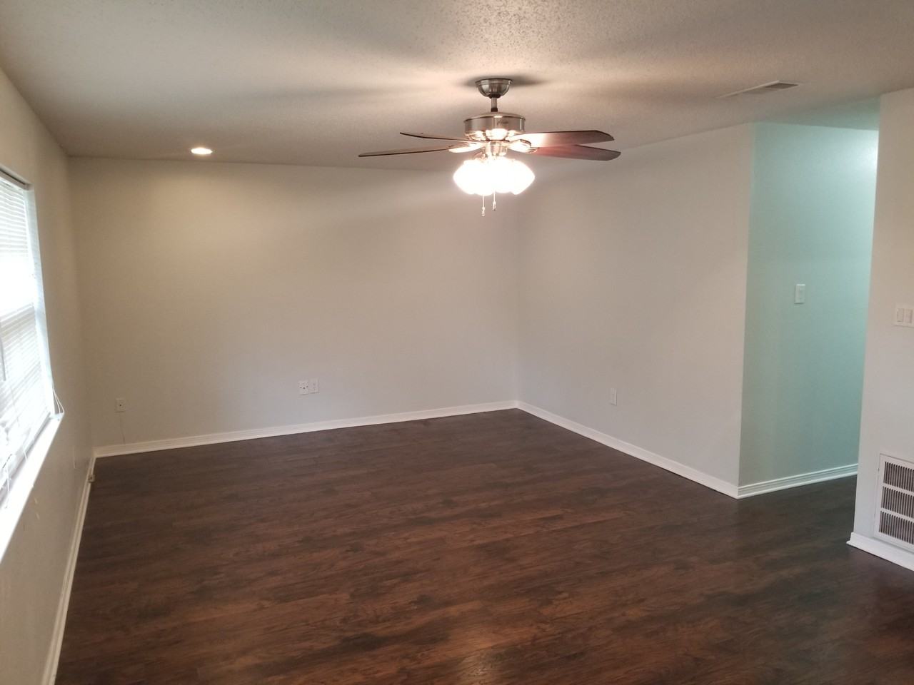 1536 Natchez Ln #NA - Photo 3 of 4