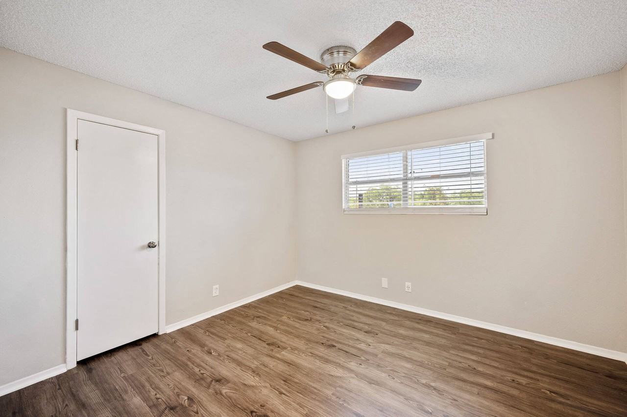 Rio Villas Apartments - Photo 7 of 47