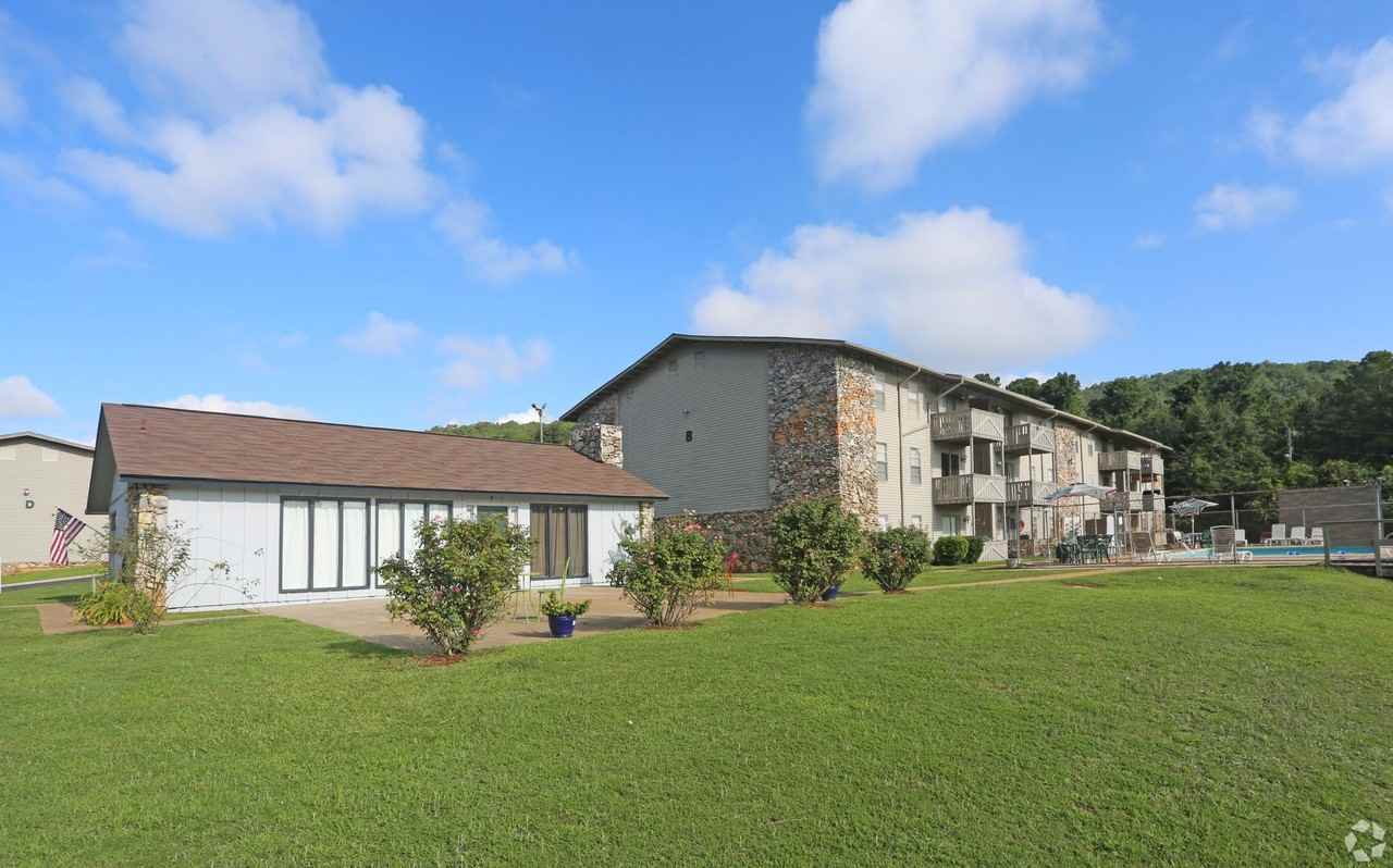 Coleman Place Apartments - Photo 3 of 50