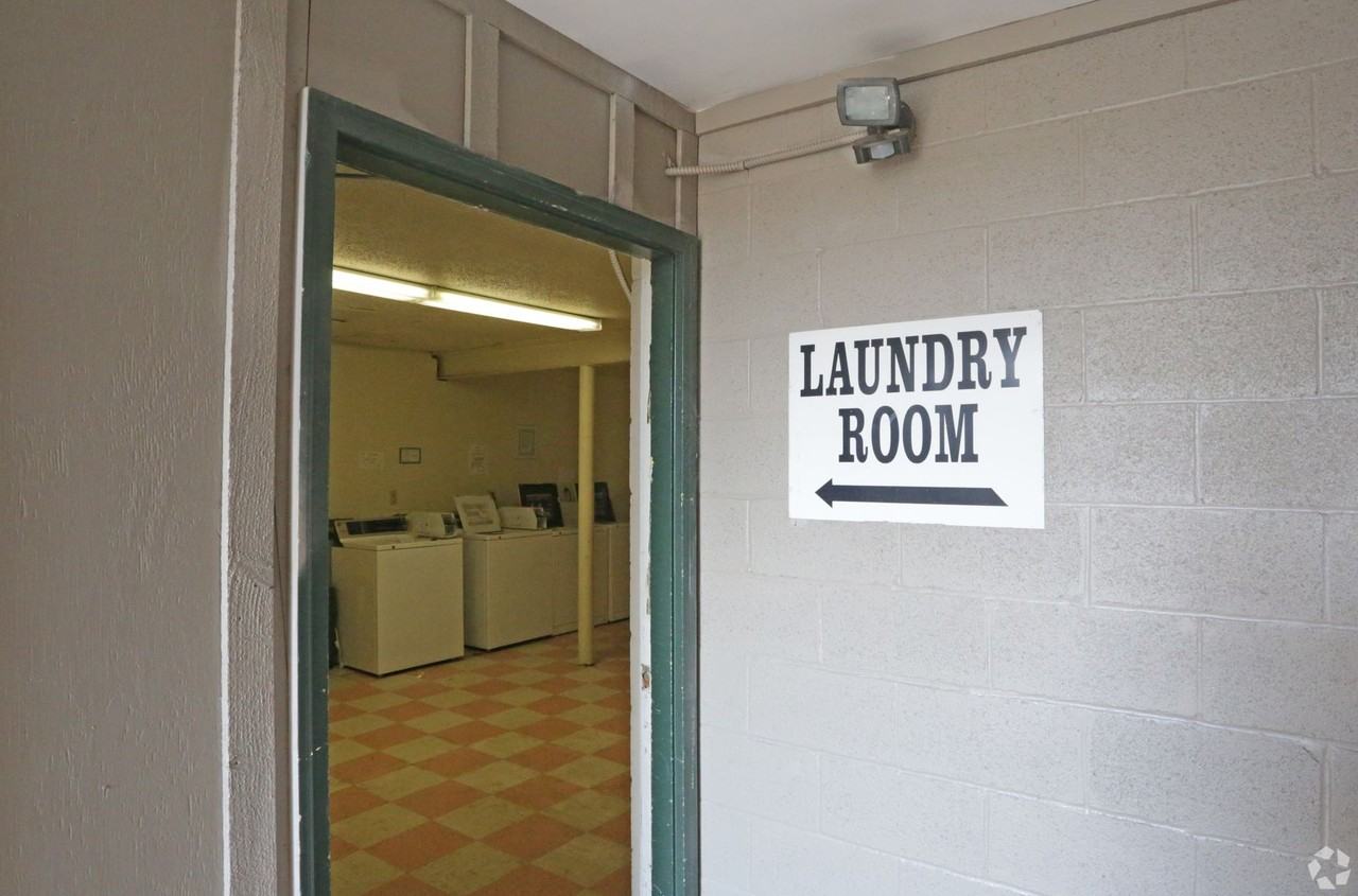 Coleman Place Apartments - Photo 4 of 50