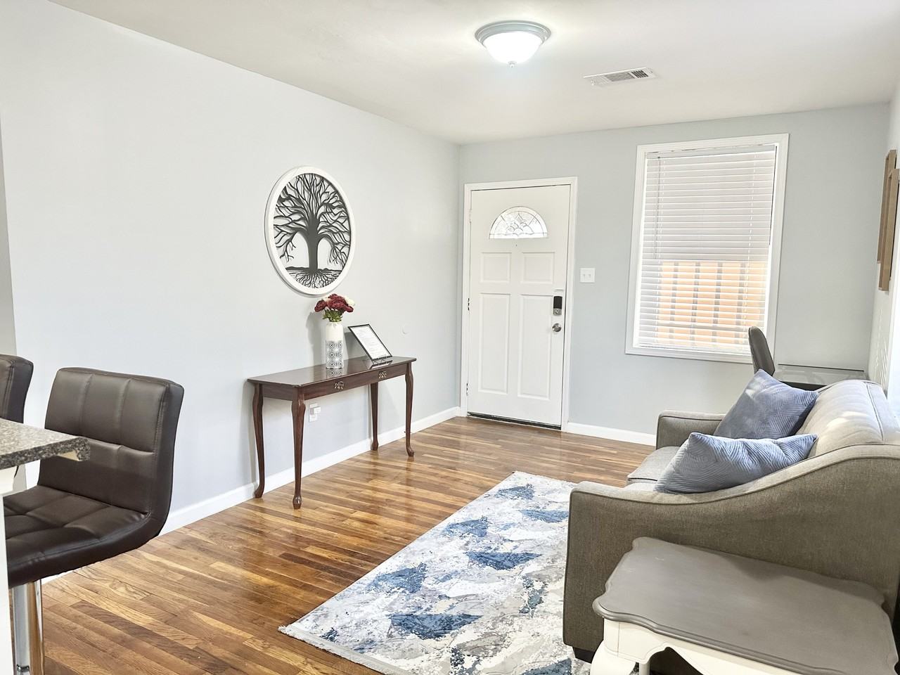 1514 S Mclean Blvd #NA - Photo 4 of 25