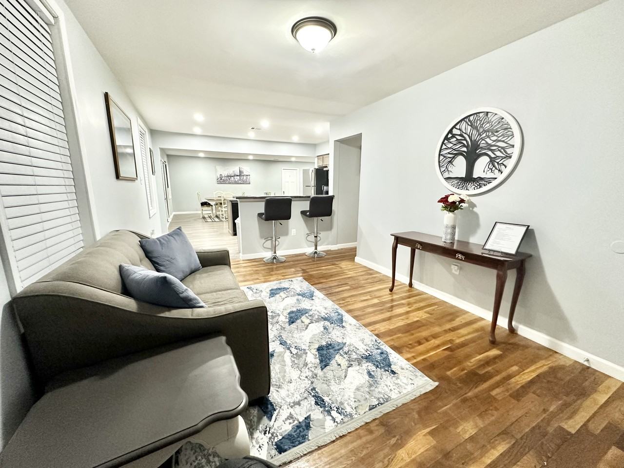 1514 S Mclean Blvd #NA - Photo 5 of 25