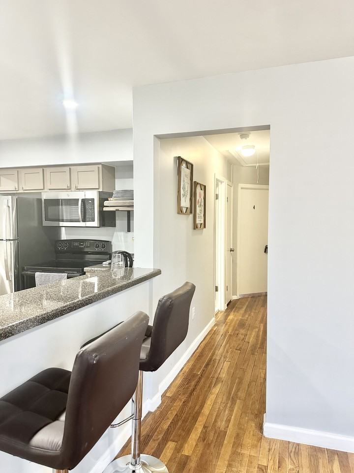 1514 S Mclean Blvd #NA - Photo 6 of 25