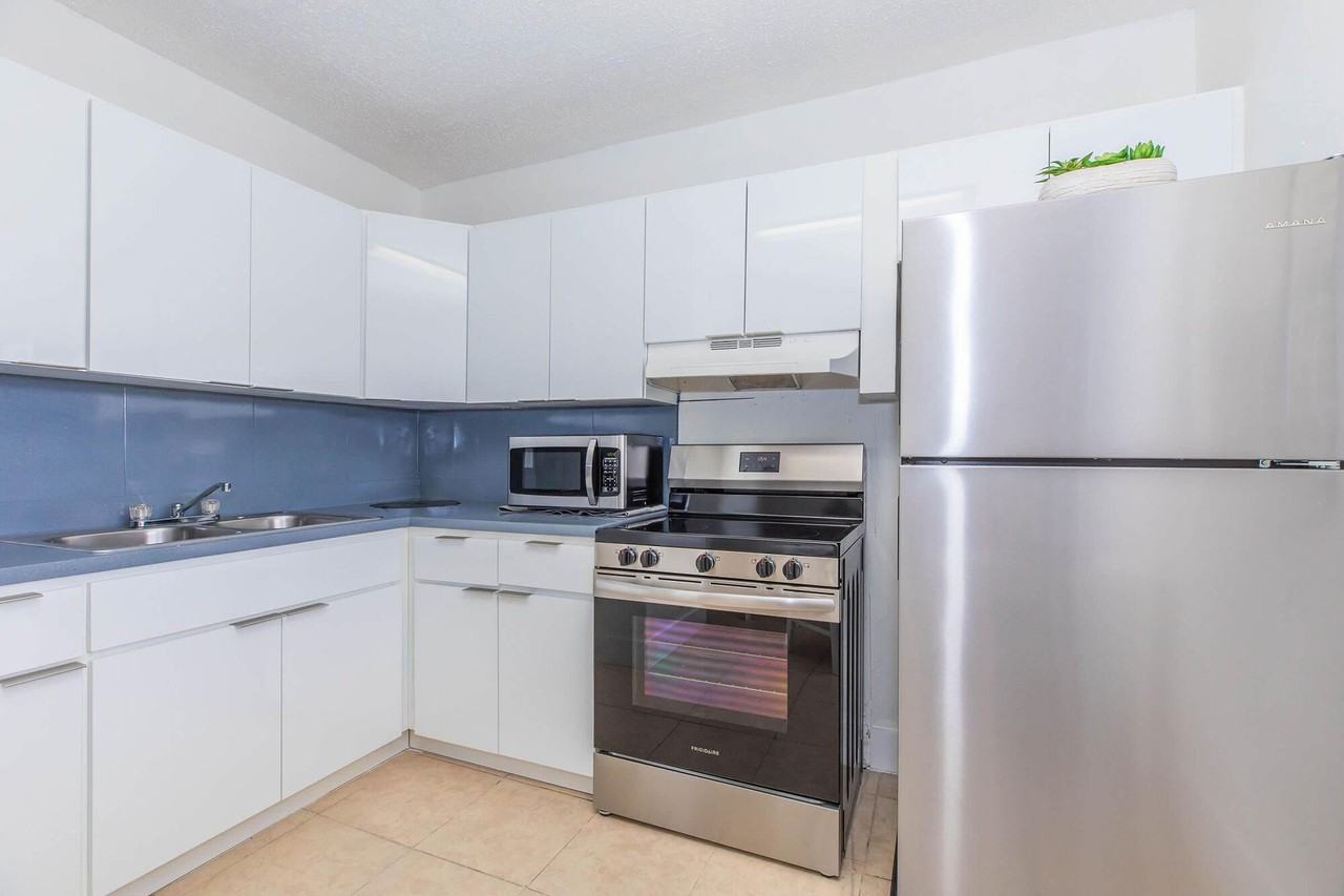 San Marco Apartments 311 Nw 42nd Ct Apt 101, Deerfield Beach, FL