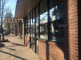 featured image of 61 E Franklin St