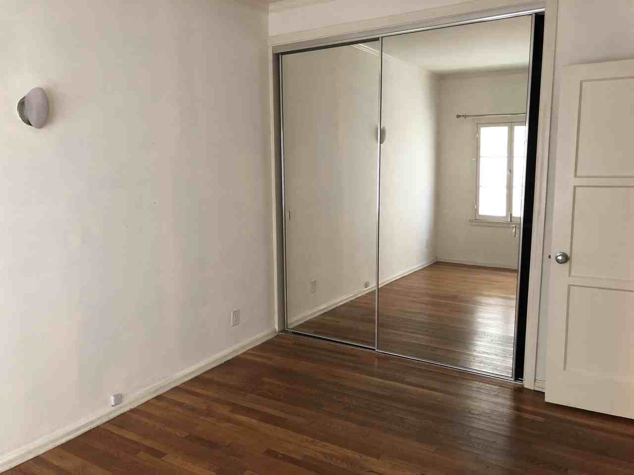 Reeves Apartments - Photo 4 of 14