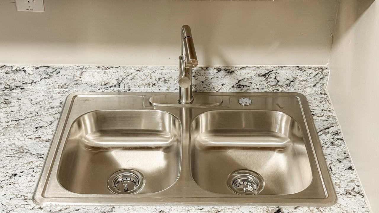 719 Marvin Avenue - Photo 4 of 40