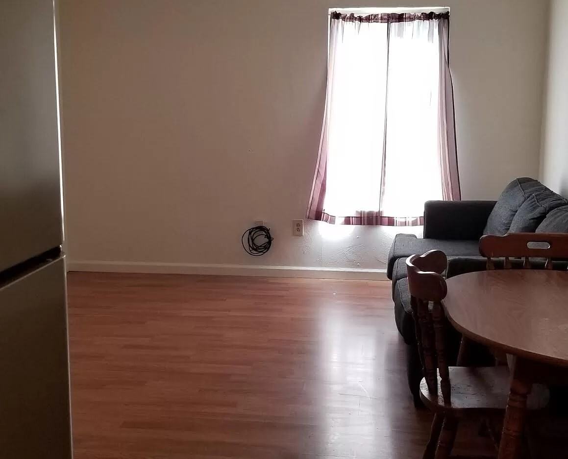 2204 Constitution Boulevard (new) - Photo 2 of 4