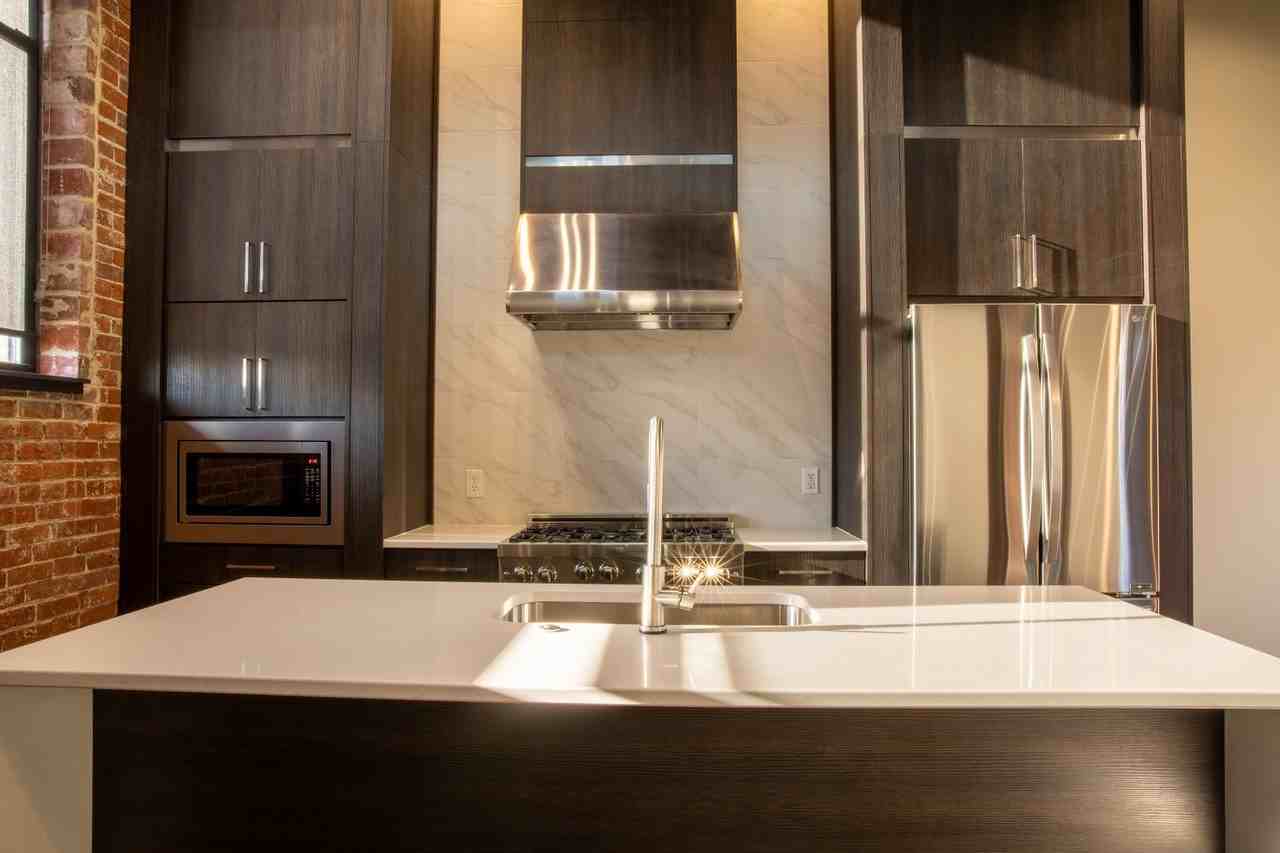 AR Lofts at National Biscuit Co Building - Photo 3 of 46