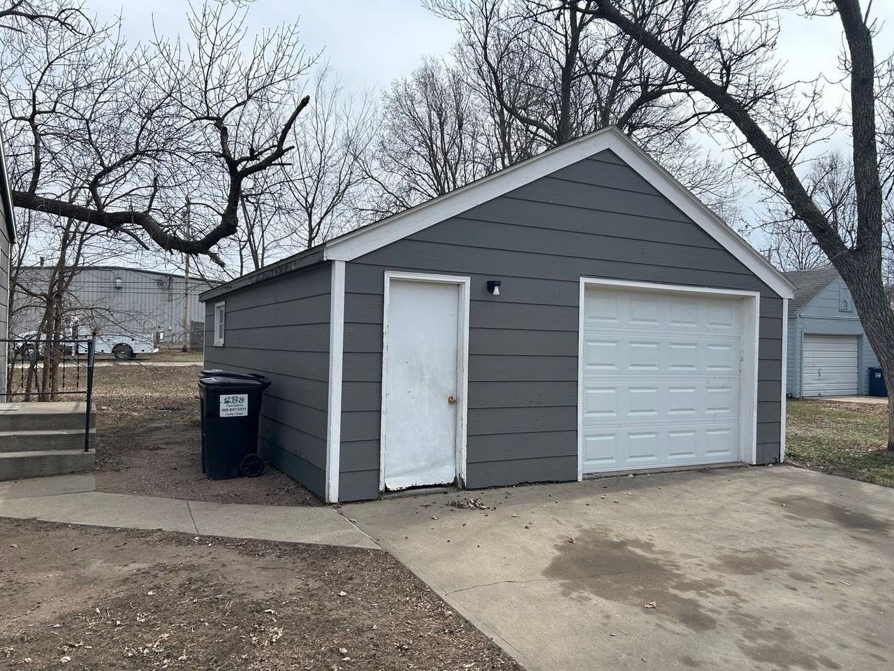 3324 N 10th Ave - Photo 3 of 16