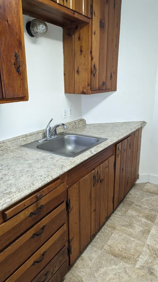 1481 6th Avenue - Photo 3 of 12