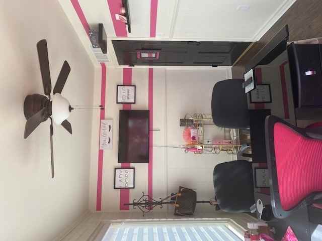 10105 Montwood Drive - Photo 3 of 39