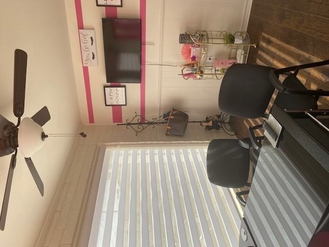 10105 Montwood Drive - Photo 5 of 39