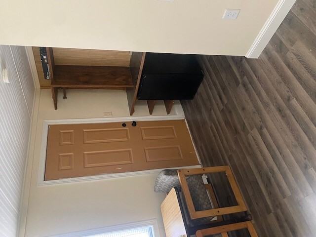 Farmington Efficiencies Apartments 20991 Chippendale Ave W